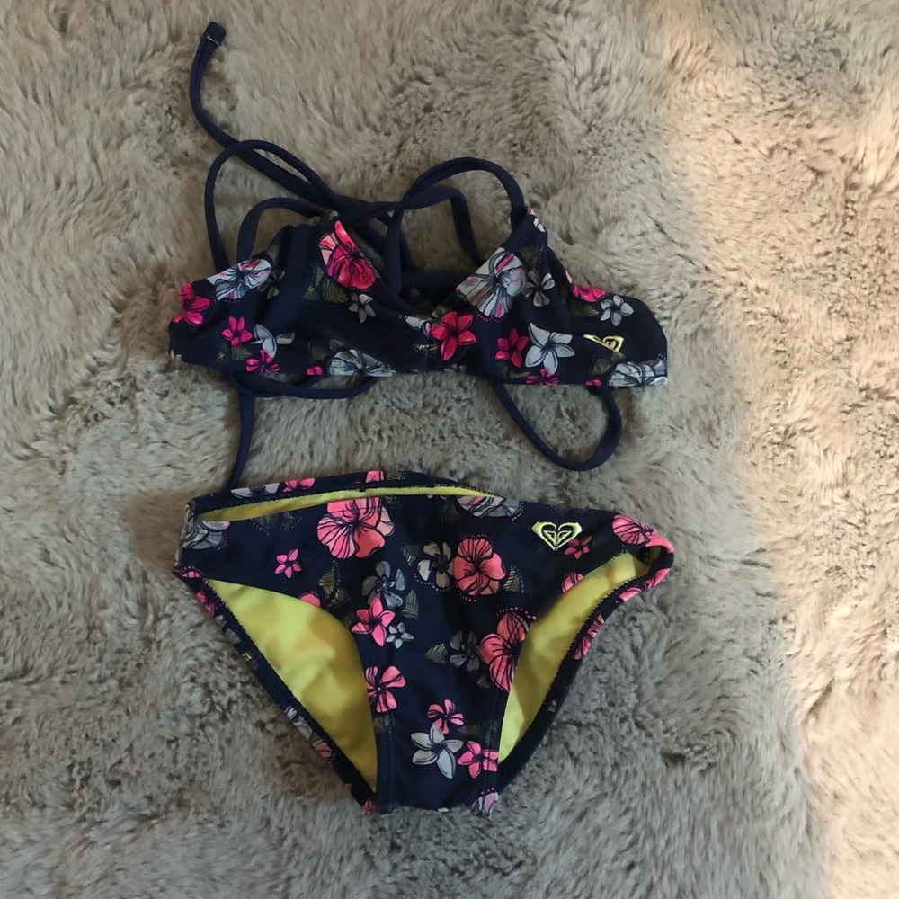 Roxy size 4 bikini